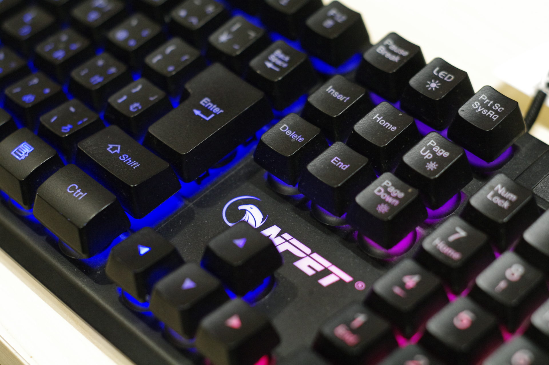 テレビ GRANPLE TV 32 32型 地上波 BS CSデジタル 液晶テレビ ダブルチューナー 32インチ TV-28-C113 液晶 TOSHIBA BenQ