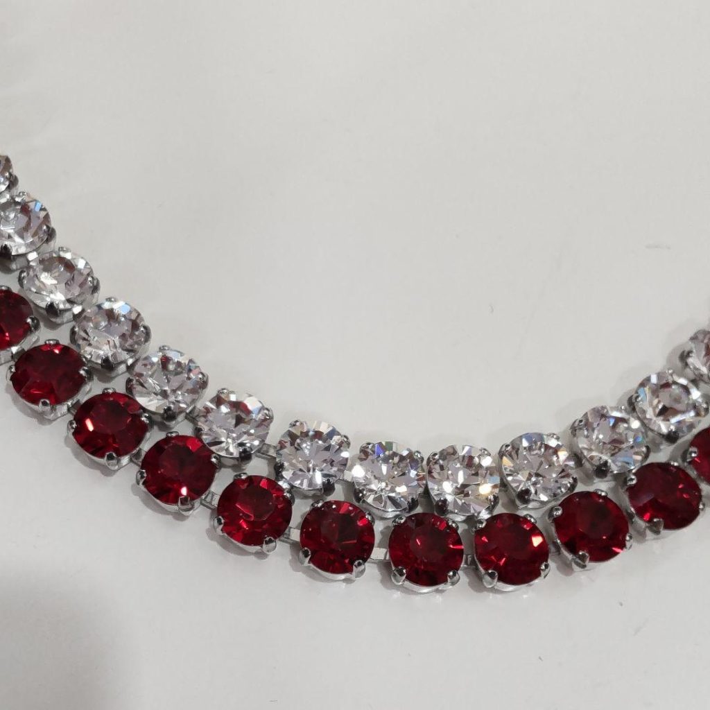 スワロフスキー　ラインストーン　ネックレス　　朝霞　埼玉