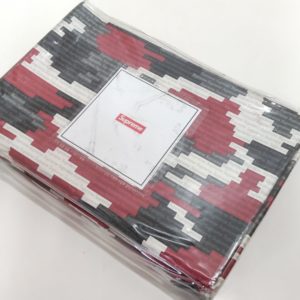 Supreme Logo Camo Duvet + Pillow Set